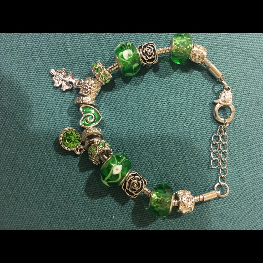 Bracelet